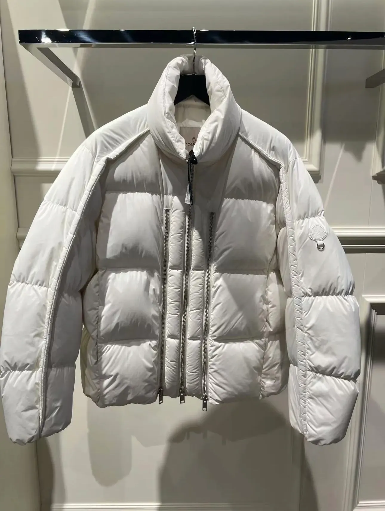 MONCLER GENIUSMoncler x Willow Smith YAEL .